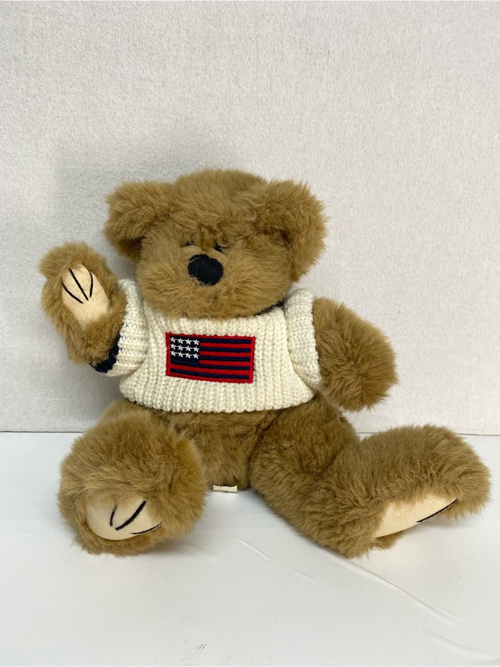 County Seat Embrace Brown Plush Teddy Bear Wearing American Flag Sweater READ